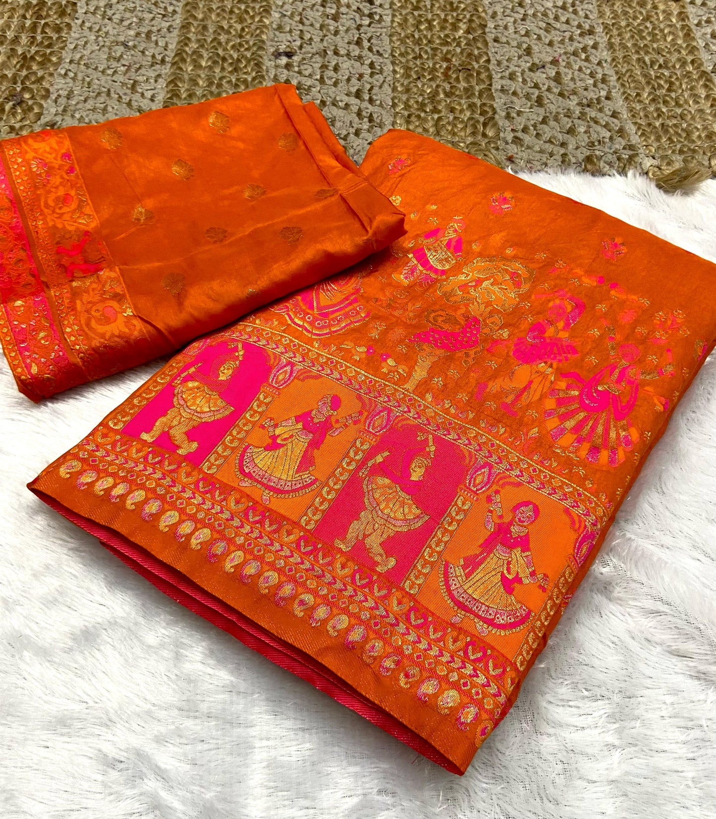 New Pashmina Weaving Rajwadi Saree, Intricate Kashmiri Thread Woven Pallu with Fancy Tassels