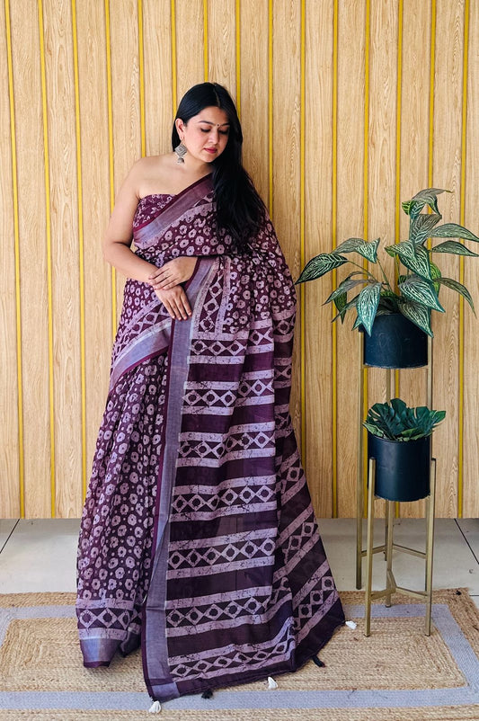 Elegance Within Reach: Soft Linen Cotton Silk Sarees for Weddings – AARYA Collection